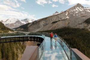 哥倫比亞冰河天空步道（Columbia Icefield Skywalk）